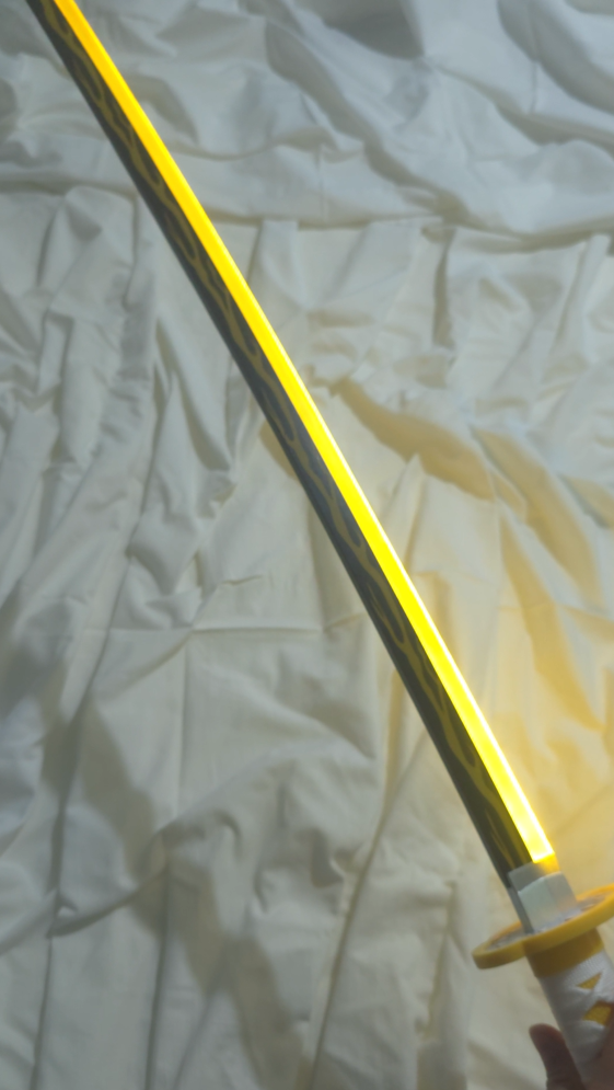 Demon Slayer Agatsuma Zenitsu Nichirin